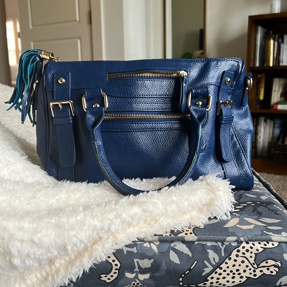 GENUINE LEATHER BAG 13"/33 CM. TOP HANDLE 5 1/2"/14 CM. H 10"/25.5 CM.